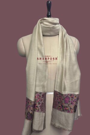 Elegant off-white stole with intricate floral Design
