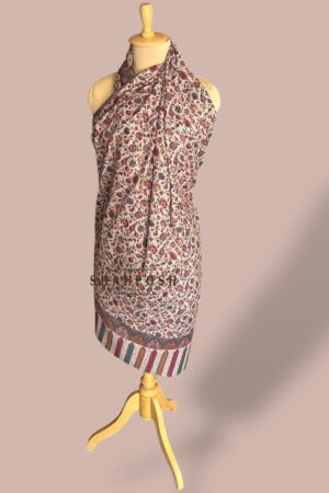 Wool blend Soft Touch shawl with a delicate floral and paisley pattern