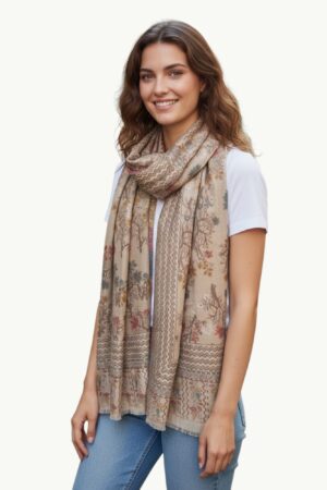 Elegant Kani shawl with delicate floral patterns and a classic finish